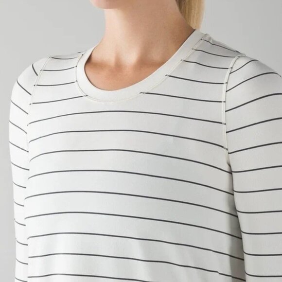 RARE Lululemon Tuck and Flow Long‎ Sleeve Striped Top - Picture 11 of 13